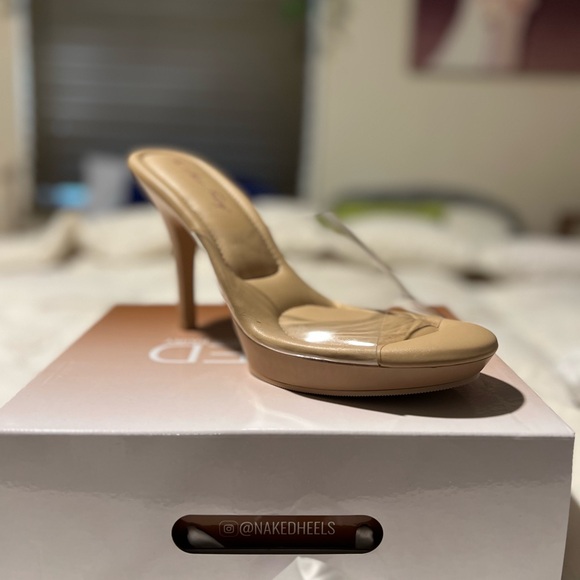 Women's Nude Stiletto Sandals - Picture 1 of 5